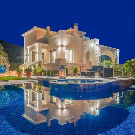 Romanza Luxury Villa Kalamákion 외부 사진