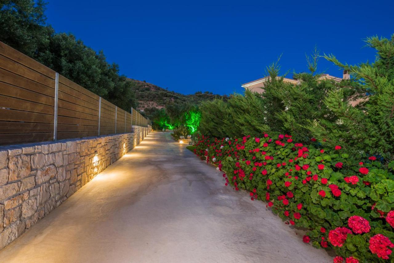 Romanza Luxury Villa Kalamákion 외부 사진